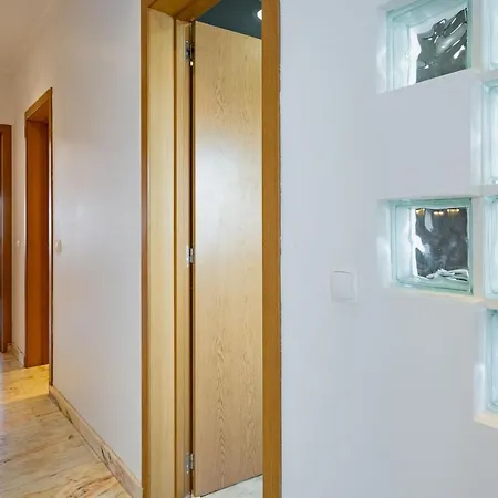 Apartment Duas Palmeiras By Lovelystay Albufeira